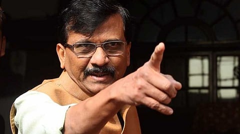 shivsena leader sanjay raut slams to bjp and navneet rana