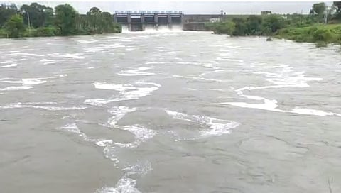 Marathwada: जिल्ह्यांमध्ये अतिवृष्टी; ढगफुटीपेक्षा जास्त पाऊस! (Video)