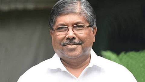 "दोन दिवसात काँग्रेसच्या दोन नेत्यांचा घोटाळा बाहेर काढणार"
