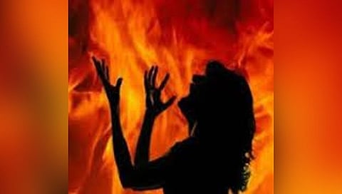 Crime Pune : औंधमध्ये फ्लॅट नावावर कर म्हणत, सख्ख्या बहिणीला पेटवून दिले! 