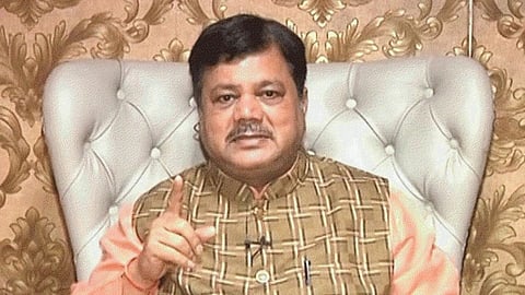 pravin darekar
