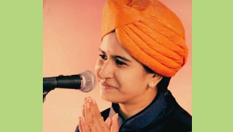 शिवलीला पाटलांच्या कीर्तनाला वारकऱ्यांचा विरोध; आयोजकांवर गुन्हा दाखल