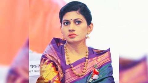 भाजपला जबर धक्का! खडसेंसह माजी आमदार संतोष चौधरींचा अर्ज बाद