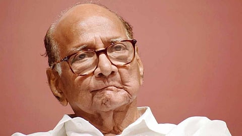 sharad pawar demands roll back of ban on onion export 