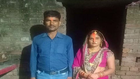 गुंडांनी घेराव घातला, मित्राने पळ काढला, 40 वार करून व्यापाऱ्याची हत्या!