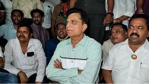 हिरव्यायुती सोबत मुख्यमंत्र्यांनी लोटांगण घातल्याने राज्यात हिंसाचार : सोमय्या 