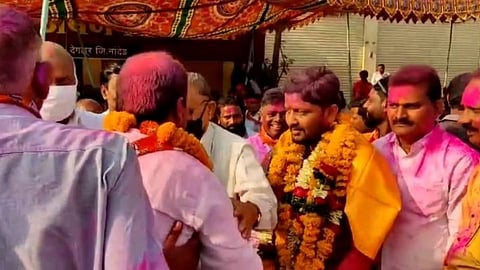 देगलूर बाजार समितीवर भाजपचा झेंडा; अशोक चव्हाणांना धक्का!  