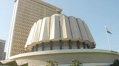 मुंबई कुणाची? ठाकरे, भाजप, शिंदे कुणाचा कोणत्या मतदारसंघात उमेदवार विजयी?