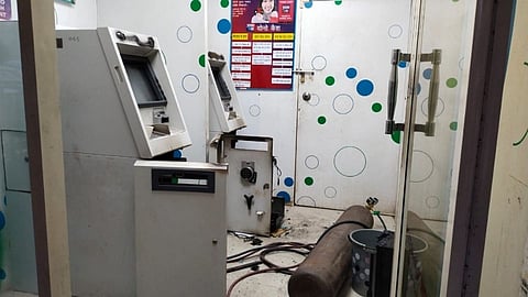 SBI ATM Pen, Raigad