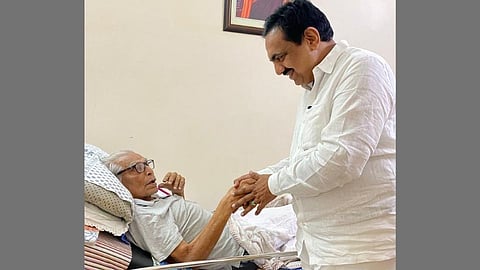 jayant patil along with n d patil