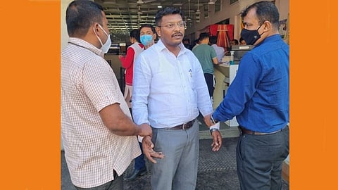 शिवसेनेच्या लाचखोर सरपंचाने मागितली 20 लाखांची लाच; पहिला हप्ता घेताना रंगेहाथ अटक 