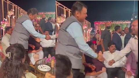 'बहुत याराना लगता है' म्हणत फडणवीस आणि मालेगाव बॉम्बस्फोटामधील आरोपीचा व्हिडीओ ट्विट 