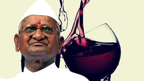 Big Breaking : वाईन विक्रिच्या निर्णयाविरोधातील उपोषणातून अण्णा हजारेंची माघार