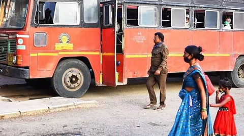 St Bus