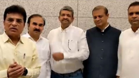 शिवसैनिकांनी केलेल्या हल्ल्यानंतर भाजपचं शिष्टमंडळ दिल्लीत 