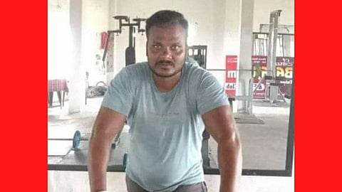 सम्यक मनोज मेश्राम 