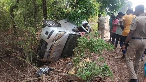 accident on dapoli khed highway.