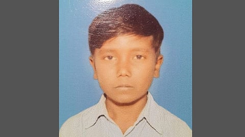death of 12 year old boy due to electric pole shock in Jalna