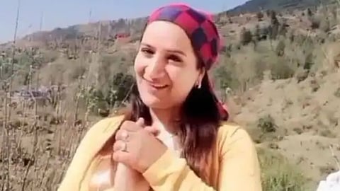 Tv Artist Amreen Bhatt