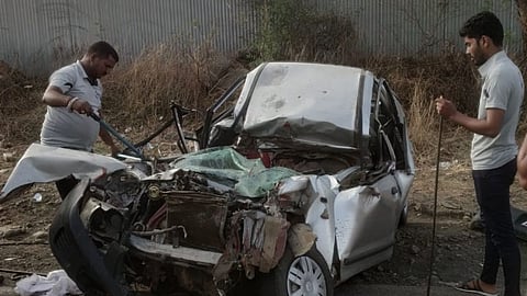 accident on pune nagar highway