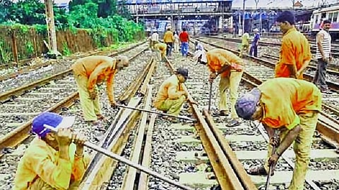 block on western railway