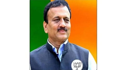 Girish Mahajan News, Shivsena News, Jalgaon Latest Marathi News 