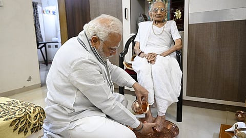 PM Modi Mother Hiraben Birthday Celebrate 