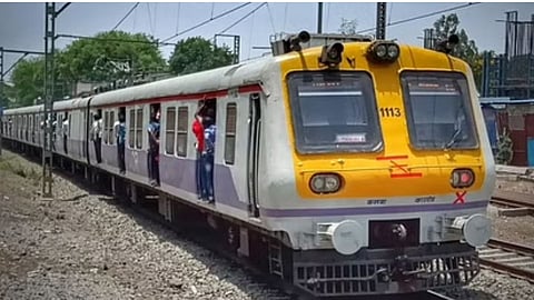 mumbai local train news 