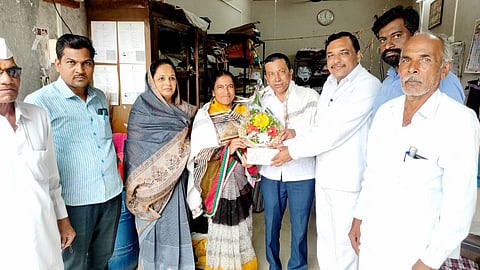 Ahmednagar laundry man News