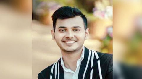 CA Topper Meet Shah