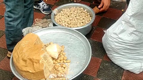 pandharpur wari, pandharpur, ashadhi wari 2022, sweets, pedha, food and drugs