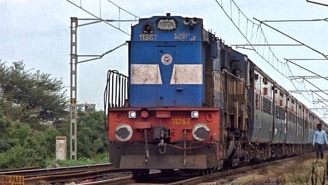 Indrayani Express , Solapur, Pune