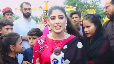 Journalist Maira Hashmi Video