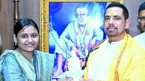 Robert Vadra visits Sai Baba Temple