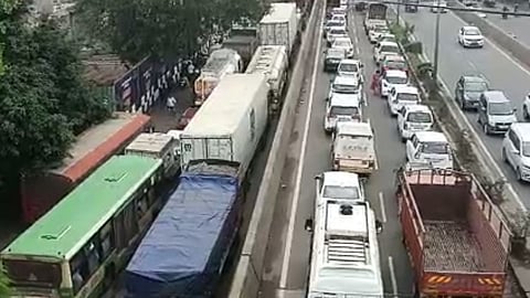 Pune Traffic Jam News