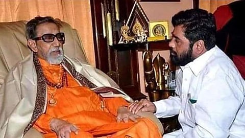 Eknath Shinde with balasaheb Thackeray 