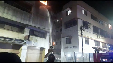 fire, yavatmal , nashik, diwali 