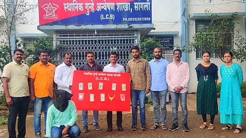Sangli , LCB, inamdhamni, arrest, husband, wife, relative
