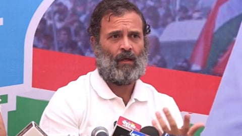 anil bonde, swatantra veer savarkar , uddhav thackeray , rahul gandhi, aditya thackeray