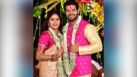Akshaya Deodhar and Hardik Joshi