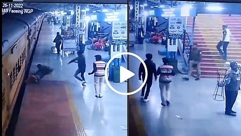 Akola Viral Video