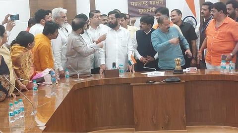 Nashikn Shivsena Latest News