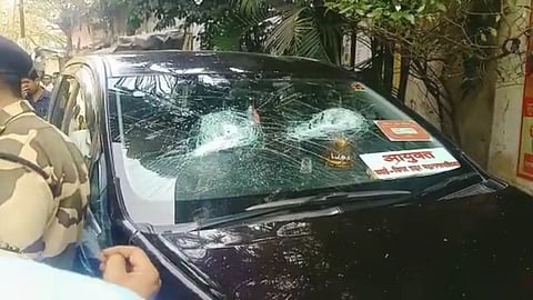 Vasai Municipal Commissioner car attacked 