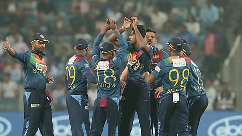 INS vs SL
