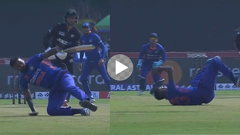 Hardik Pandya Catch