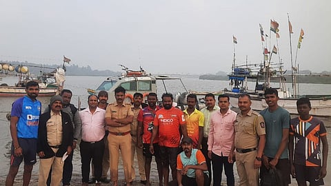 palghar, ashoka boat, palghar police