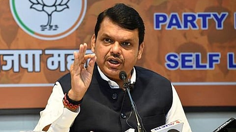 Devendra Fadnavis criticizes Shiv Sena