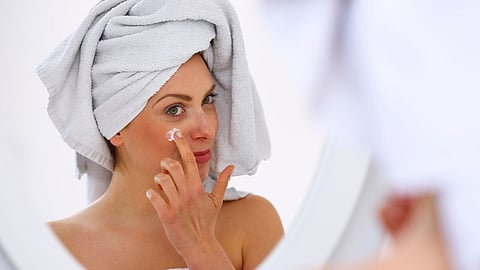 How To Apply Moisturizer