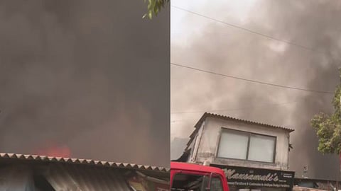 fire at furniture market in Jogeshwari