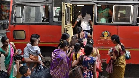St Bus